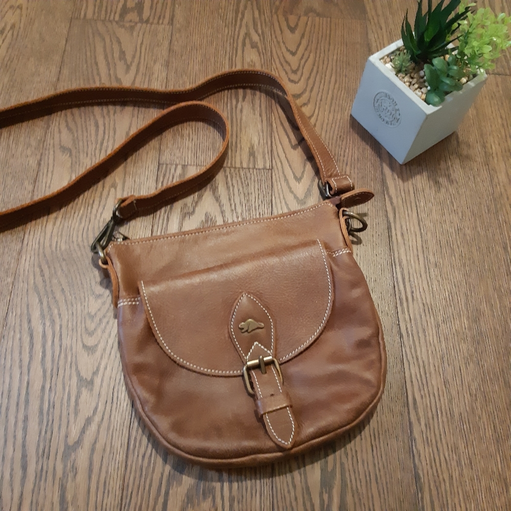 Roots Tan Leather Crossbody Bag